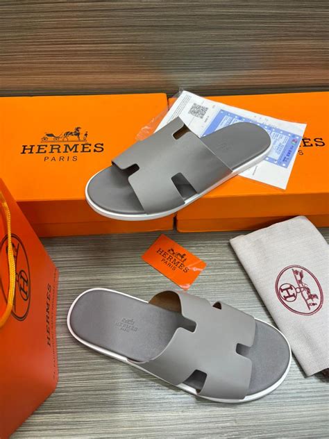 hermes slipper zwart|Hermes male slippers.